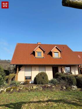 .. gepflegt ! - Einfamilienhaus mit 126,00 m&sup2; in Pfarrweisach zum Kaufen