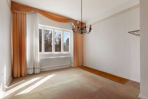Schlafzimmer - Zwei Zimmer mit perfektem Grundriss, Balkon und grandioser Deckenhöhe