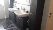 2 Waschbecken mit Badmöbel - 