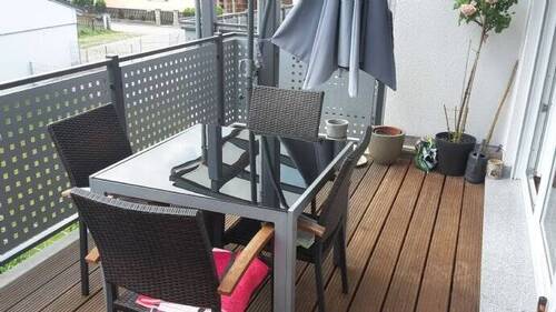 Überdachter Balkon - Etagenwohnung mit 100,00 m&sup2; in Schrobenhausen zur Miete