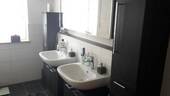 Bad mit 2 Waschbecken - 
