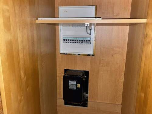 Elektroanschluß - 