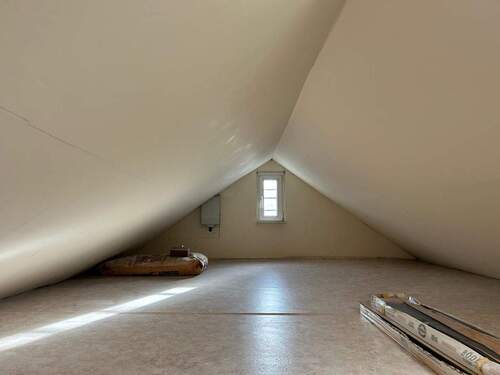 b32ab3dc-c6a4-4d12-8454-47119c1e9c79.jpg - 