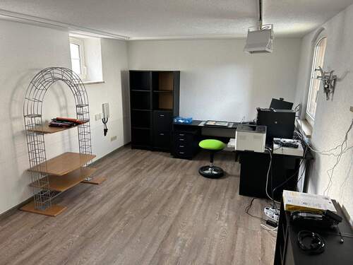 1ccb69e8-09f9-4ff8-93d0-789867a215d7.jpg - 6 Zimmer Einfamilienhaus zum Kaufen in Probstzella