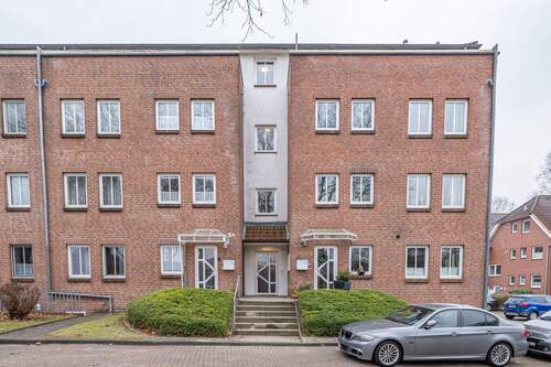 Außenansicht - Dachgeschosswohnung mit zwei großen Balkonen und angenehmer Aufteilung!