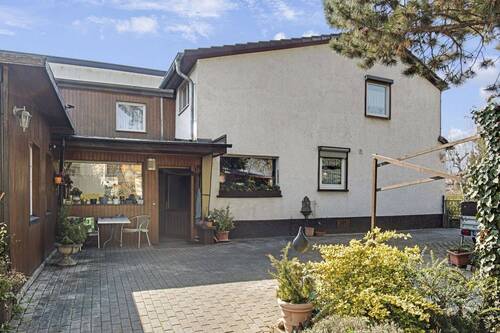 Anbau - 6 Zimmer Doppelhaushälfte zum Kaufen in Erfurt