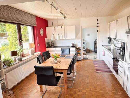 image00004.jpeg - 6 Zimmer Einfamilienhaus in Kaufungen