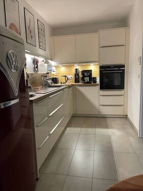 WE 2 Einbauküche - Etagenwohnung mit 98,60 m&sup2; in Halle (Saale) zur Miete