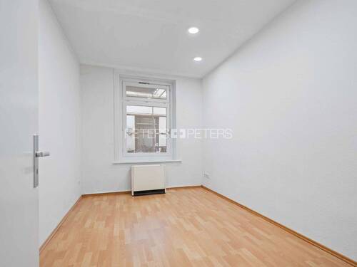Zimmer 2 - 