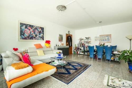 Wohnzimmer Bild 2 - 4 Zimmer Etagenwohnung in Rheinfelden