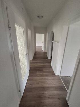 WinterEGFlur (2).jpg - Mehrfamilienhaus, Wohnhaus mit 256,00 m&sup2; in Lindberg zum Kaufen