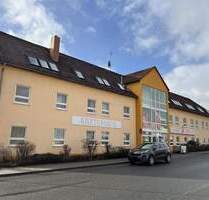 Modern möblierte Arztpraxis in Bischofswerda wartet auf ihren neuen Mieter!