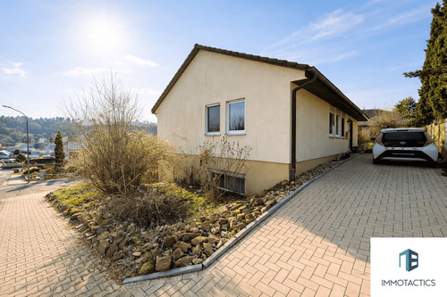 Ansicht Eingang - 6 Zimmer Einfamilienhaus zum Kaufen in Norheim