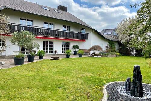 Aussenansicht - 9 Zimmer Einfamilienhaus zum Kaufen in Freising