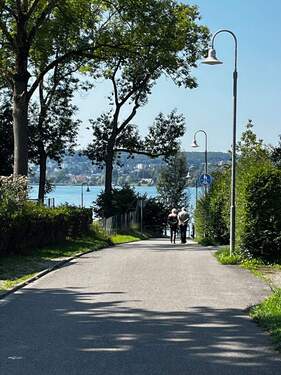 Wenige Schritte zum See - 