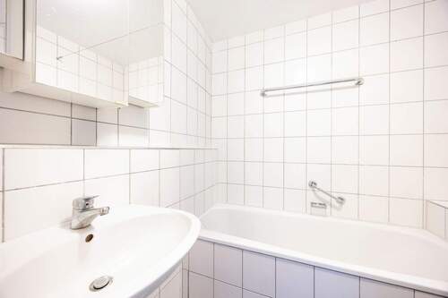 Bad - Etagenwohnung mit 55,00 m&sup2; in Bietigheim-Bissingen zum Kaufen