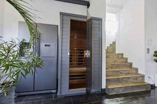 Sauna mit Infrarot - Einfamilienhaus mit 290,00 m&sup2; in Schöneiche bei Berlin zum Kaufen