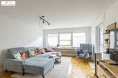Wohnzimmer - Stilvoll wohnen mit Garten und Garage in begehrter Lage von Göppingen-Faurndau