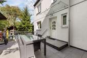 Eingangsbereich - 4 Zimmer Mehrfamilienhaus, Wohnhaus zum Kaufen in Köln