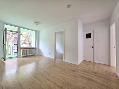 Wohnbereich - 4 Zimmer Etagenwohnung zum Kaufen in Hamburg