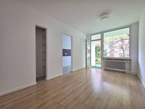 Wohnbereich - 4 Zimmer Etagenwohnung in Hamburg