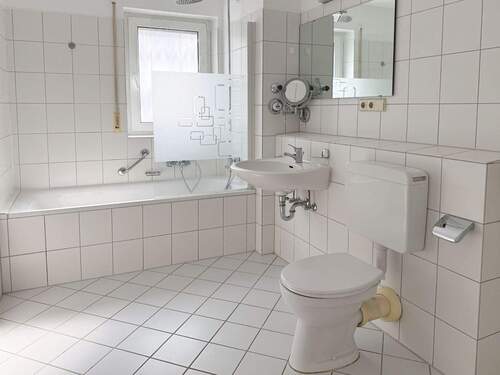 Tageslichtbadezimmer I - 