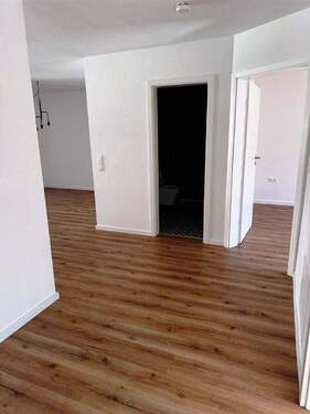 geräumige Diele ... - Etagenwohnung mit 75,00 m&sup2; in Lauda-Königshofen zum Kaufen