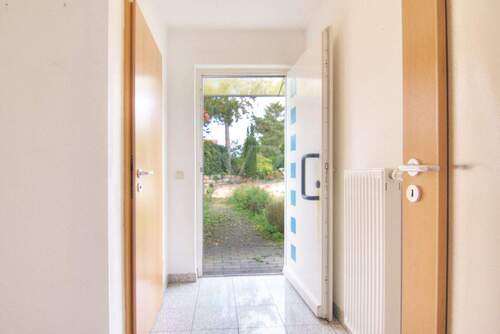 Eingangsbereich - 5 Zimmer Doppelhaushälfte in Bad Friedrichshall - Kochendorf