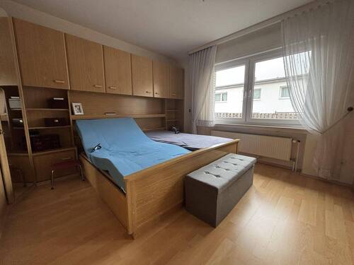 Schlafzimmer EG - 