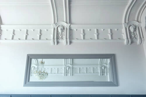 Stuckverziertes Entrée - 