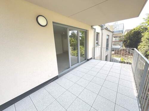 Balkon - Etagenwohnung mit 81,00 m&sup2; in Wiesbaden zum Kaufen