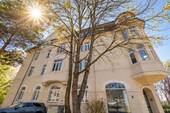 Gebäude - 3 Zimmer Etagenwohnung zur Miete in Zwickau