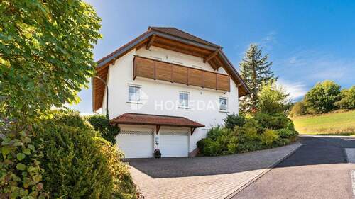 Außenansicht 2 - Charmantes EFH mit Sauna, großer Terrasse und idyllischem Garten in ruhiger Lage von Motten-Kothen