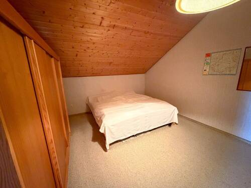 Schlafzimmer DG - 