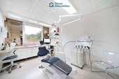 Behandlungszimmer - 6 Zimmer Büro zum Kaufen in Stuttgart