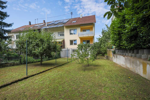 Rückansicht und Garten - 7 Zimmer Reihenendhaus zum Kaufen in Karlsruhe