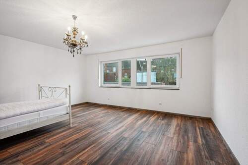 Schlafzimmer OG - Reihenmittelhaus mit 155,00 m&sup2; in Mönchengladbach zum Kaufen