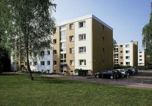 Bild 1 - modernisierte 2 12 Zimmer Wohnung in Quickborn