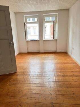 Wohnzimmer.jpg - 4 Zimmer Etagenwohnung zur Miete in Kassel