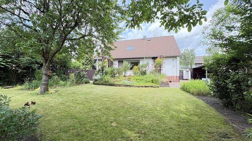 Garten - 6 Zimmer Einfamilienhaus zum Kaufen in Garbsen