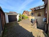 Innenhof mit Garage - 