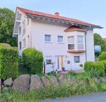 Einfamilienhaus mit schönem Grundstück und extra Bauplatz in bester Lage von Driedorf