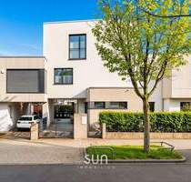 RIEDBERG-TRAUM MIT GARTEN - Grosszügiges Familienhaus für höchste Ansprüche - Frankfurt am Main Kalbach-Riedberg