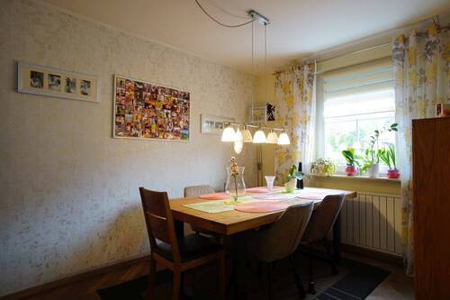 Essbereich mit Parkettboden - 