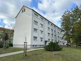 1.jpg - 2 Zimmer Etagenwohnung zum Kaufen in Weißenfels