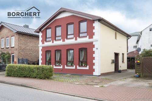 Bild 1 - Renovierte Dachgeschosswohnung im Zweifamilienhaus von Barmstedt