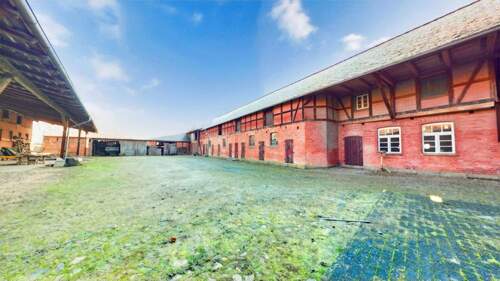 Hofansicht - Bauernhaus, Landhaus mit 227,00 m&sup2; in Wittingen zum Kaufen