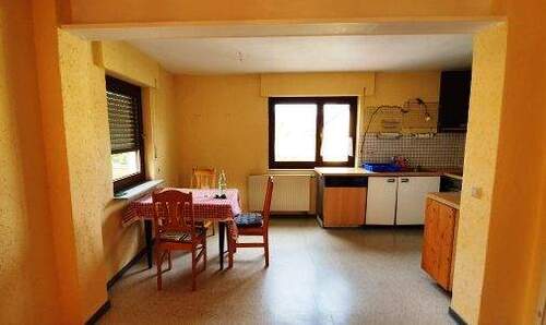 EG: Küche - 7 Zimmer Mehrfamilienhaus, Wohnhaus in Weikersheim