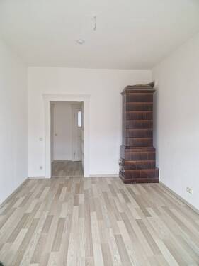 Schlafzimmer 1 (2).jpg - 