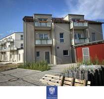 Wohlfühlwohnung mit Terrasse und moderner Ausstattung im Erstbezug! Rollstuhlgerecht! - Arnsdorf